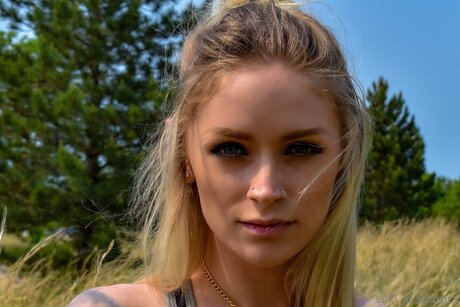 Suki Xxxaurora 素敵なモデル 画像