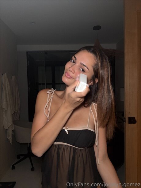 Jocelyn Gomez 高品質モデル 写真