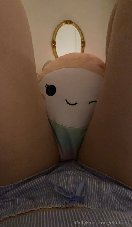 Elinbabe ポルノスター ホット 写真