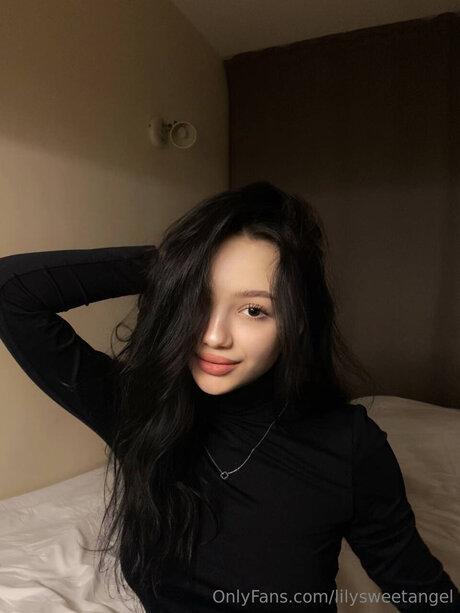 Angelikalust ポルノ女優 写真