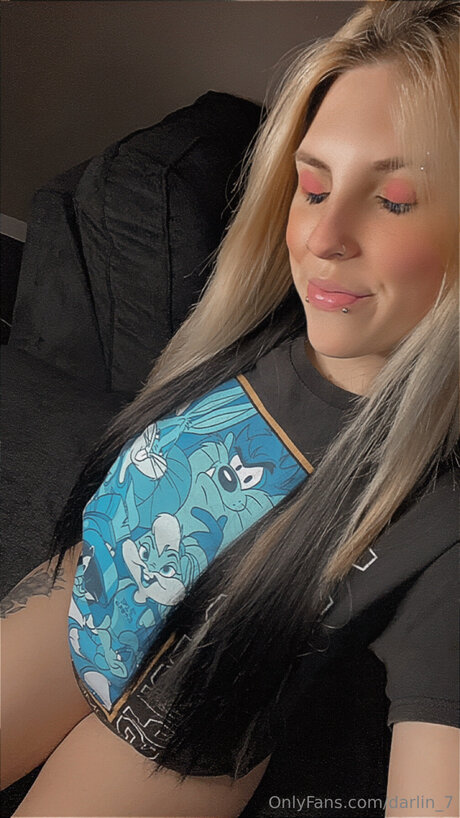 Darlin 7 独占モデル 写真