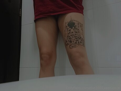 メコスジのオンリーファンズ 無料セクシー 画像