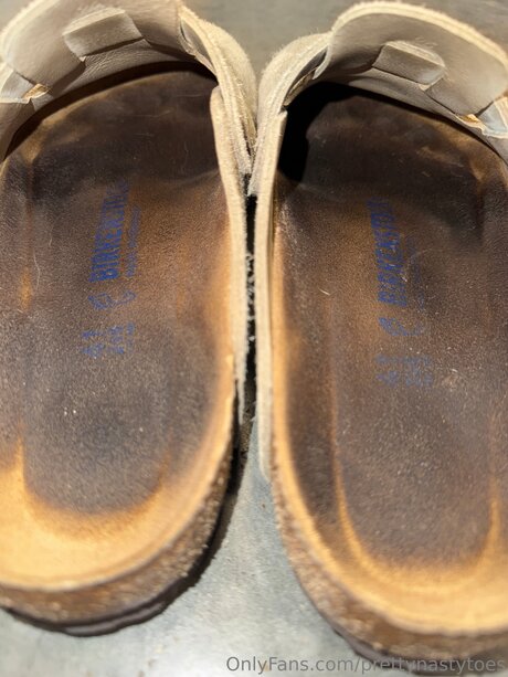 Prettynastytoes アダルトスター 写真