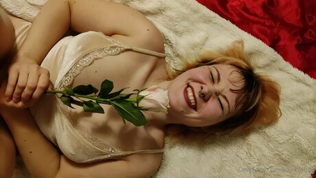 asmrマッサージオンリーファンズ 美しいポルノ 写真