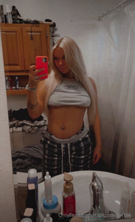 Itsblondebarbie ポルノスター ヌード アーカイブ