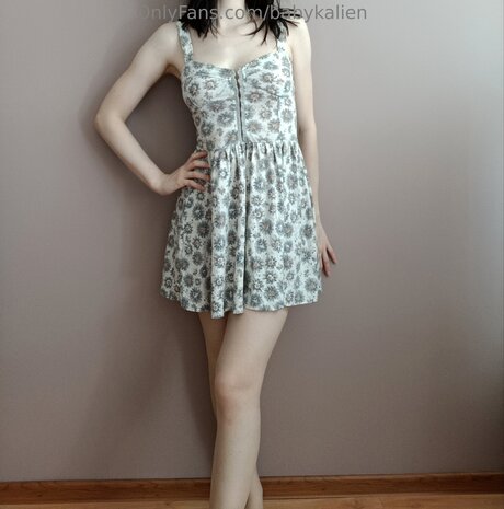 尖ったおっぱいオンリーファンズ 無料エロ 写真