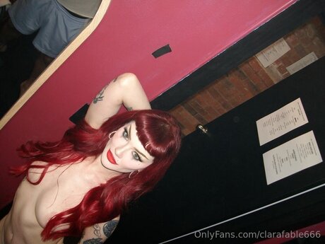 Clarafable666 HDポルノスター ギャラリー