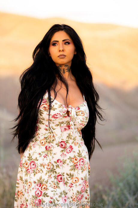 キティ・ウェット・オンリーファンズ エロチック ギャラリー