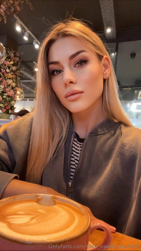 Your Sweet Mummy かわいいスター 写真