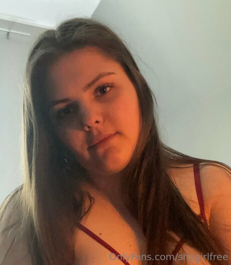 Shygirlfree 裸モデル 画像