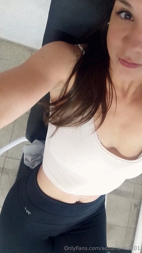 Acuariana2201 美しいモデル 写真