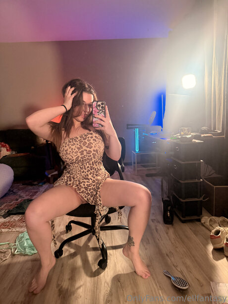 Ellfantasy ポルノスター 裸 画像