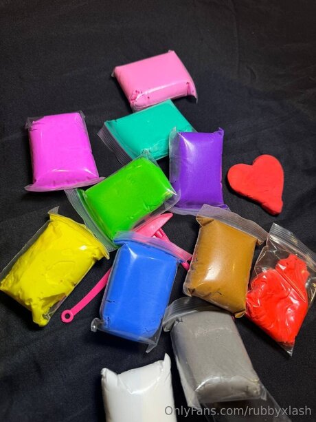 Rubbyxlash ポルノスター 素敵 写真