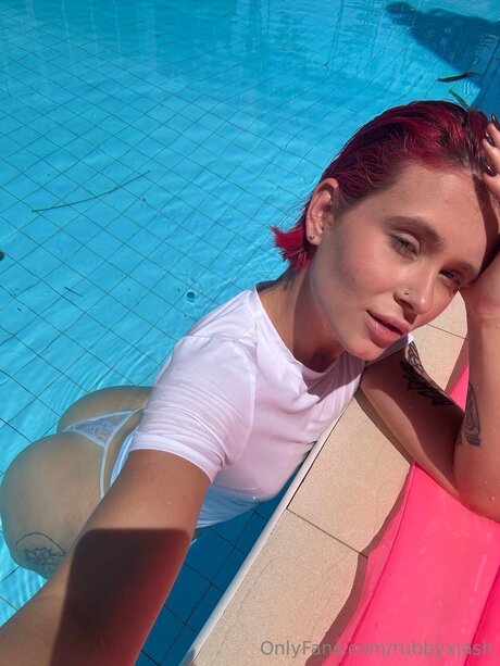 Rubbyxlash 女優 写真