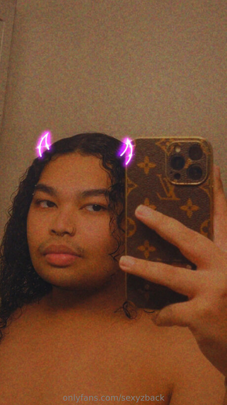 フィットネス 裸 オンリーファンズ 美しい裸 写真