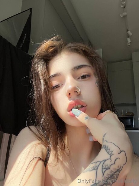 Hollidolly 高品質のポルノスター 画像