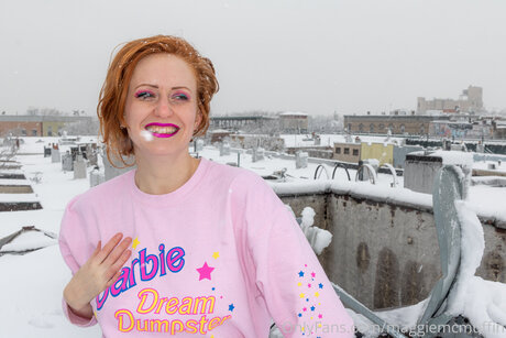 バン・オンリーファンズ セックス ギャラリー