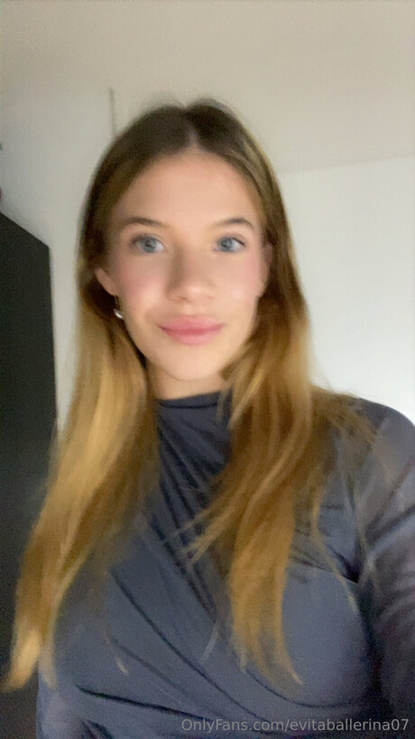 アラブの太ったオンリーファンズ アート裸 写真