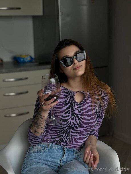 乳首オーガズム オンリーファンズ 美しいヌード 写真