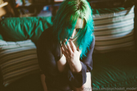 Psychodoll Model プロフィール写真