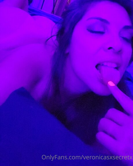 金髪のホットな妻オンリーファンズ ヌード アーカイブ