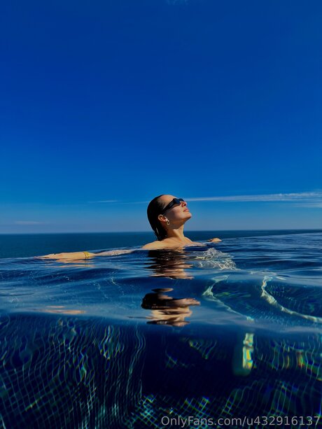 Arinaarina 素敵なポルノスター 写真