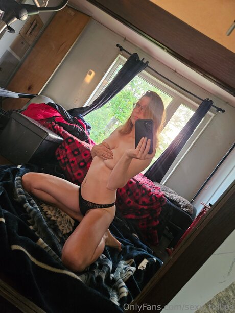 Sexy Tullips 裸のポルノスター 写真