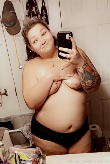 Lizzie Lou 2 0 かわいいスター 画像