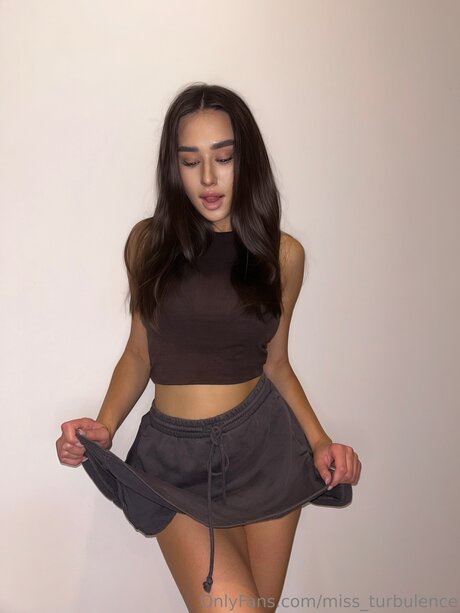 Miss Turbulence ポルノスター 写真