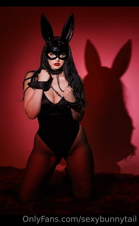 Sexybunnytail ポルノスター ヌード 写真