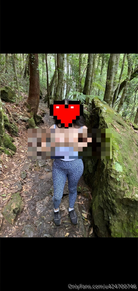 バスルームファックオンリーファンズ セクシーヌード 画像