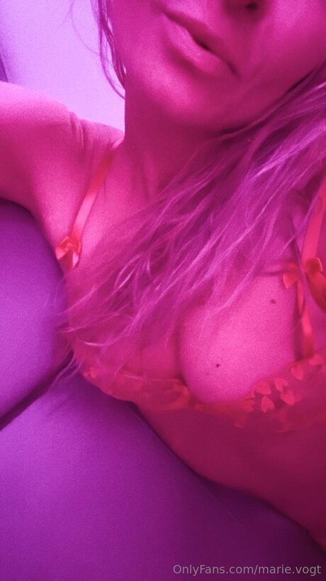 Marie Vogt 美しいモデル 写真