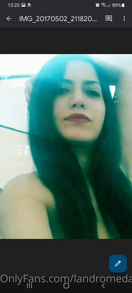 Landromeda ポルノスター 裸 写真