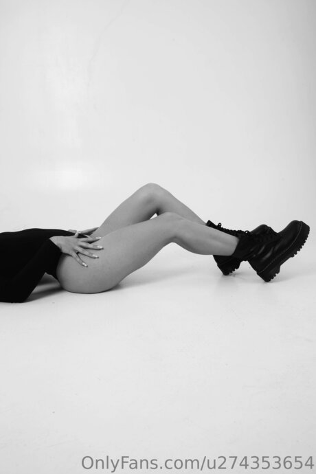 Paulinasw トップポルノスター 写真