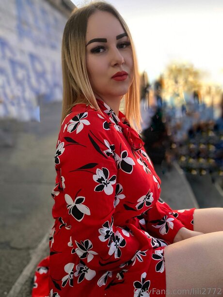 asmrマッサージオンリーファンズ セクシー 写真