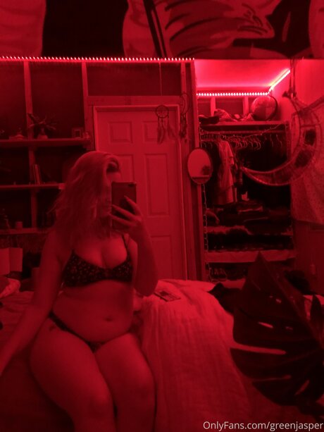 Chubbysammie ヌードスター 写真