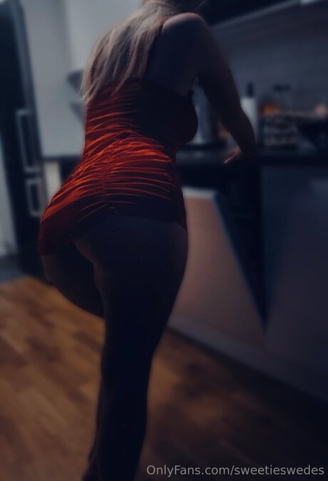 Sweetiesweds エロティックなモデル 画像