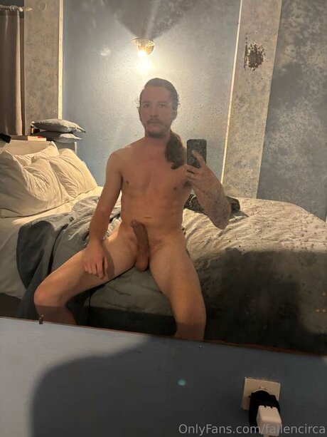 Fallencirca 裸の女優 画像