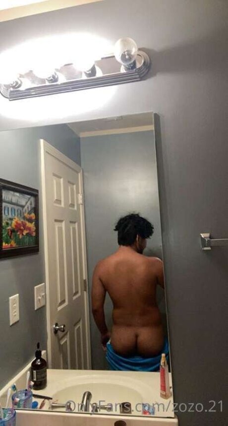 Zozo 21 エロティックモデル ギャラリー