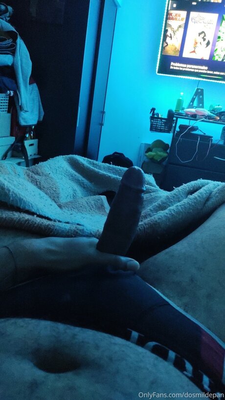 Dosmildepan ポルノスター 画像