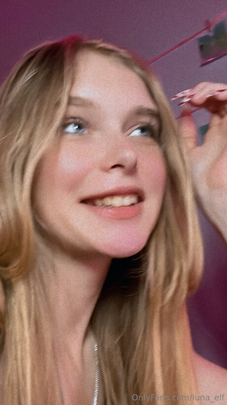 Arya Lune ポルノスター 無料 画像