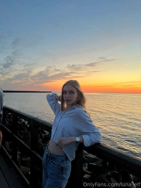 Arya Lune ポルノスター ギャラリー