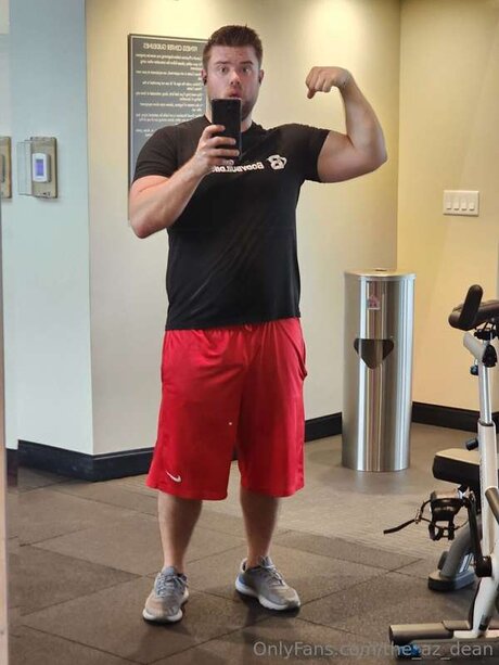 大学のアジア人オンリーファンズ アートxxx 写真