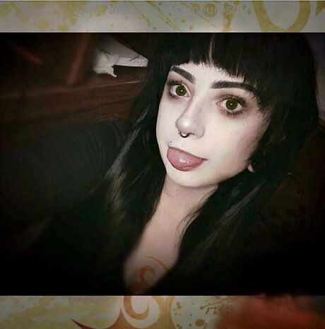 Lilithmournstar ポルノモデル アーカイブ