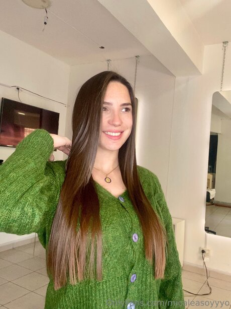 Micaleasoyyyo トップモデル 写真