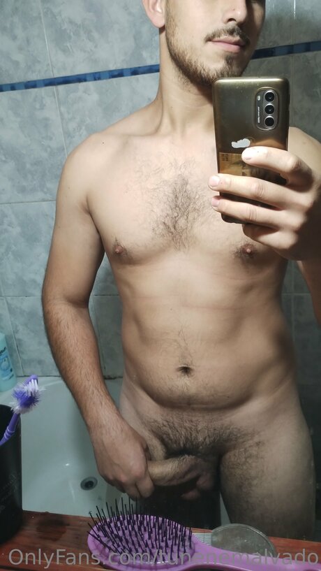 ニューハーフオンリーファン セクシー裸 写真