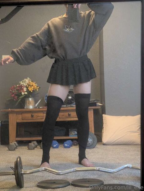 足 マンコ オンリーファンズ 美しいxxx 画像