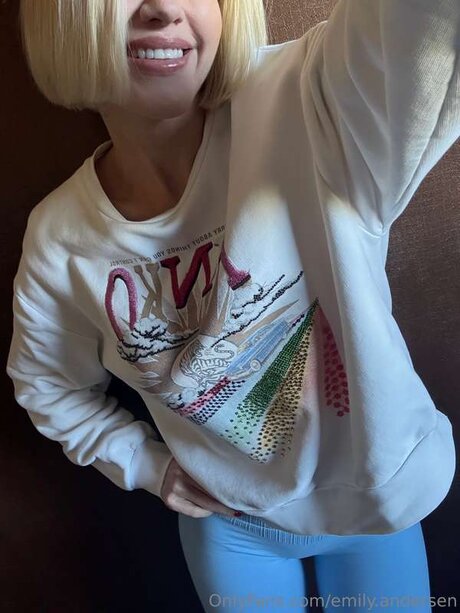 Emily Andersen xxxモデル 画像