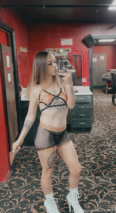 Esmerayxmilf 最高の女優 画像