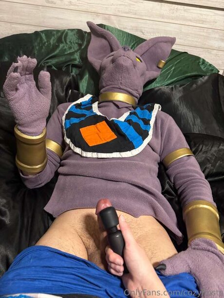 Cozyhosts 裸モデル 写真